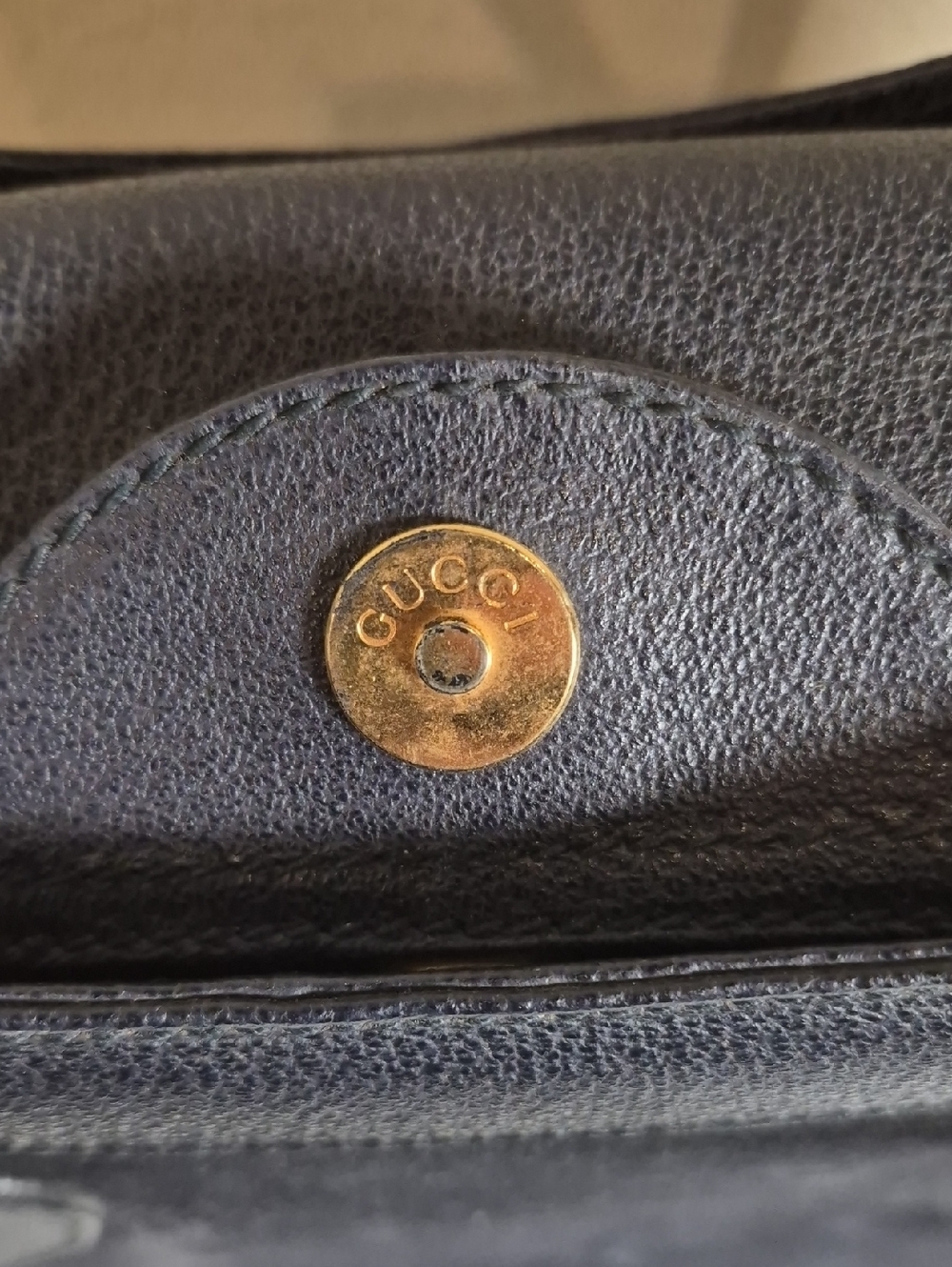 Vintage Gucci Diana (Sticky, Peeling, Dirty Inside) - Picture 9 of 15
